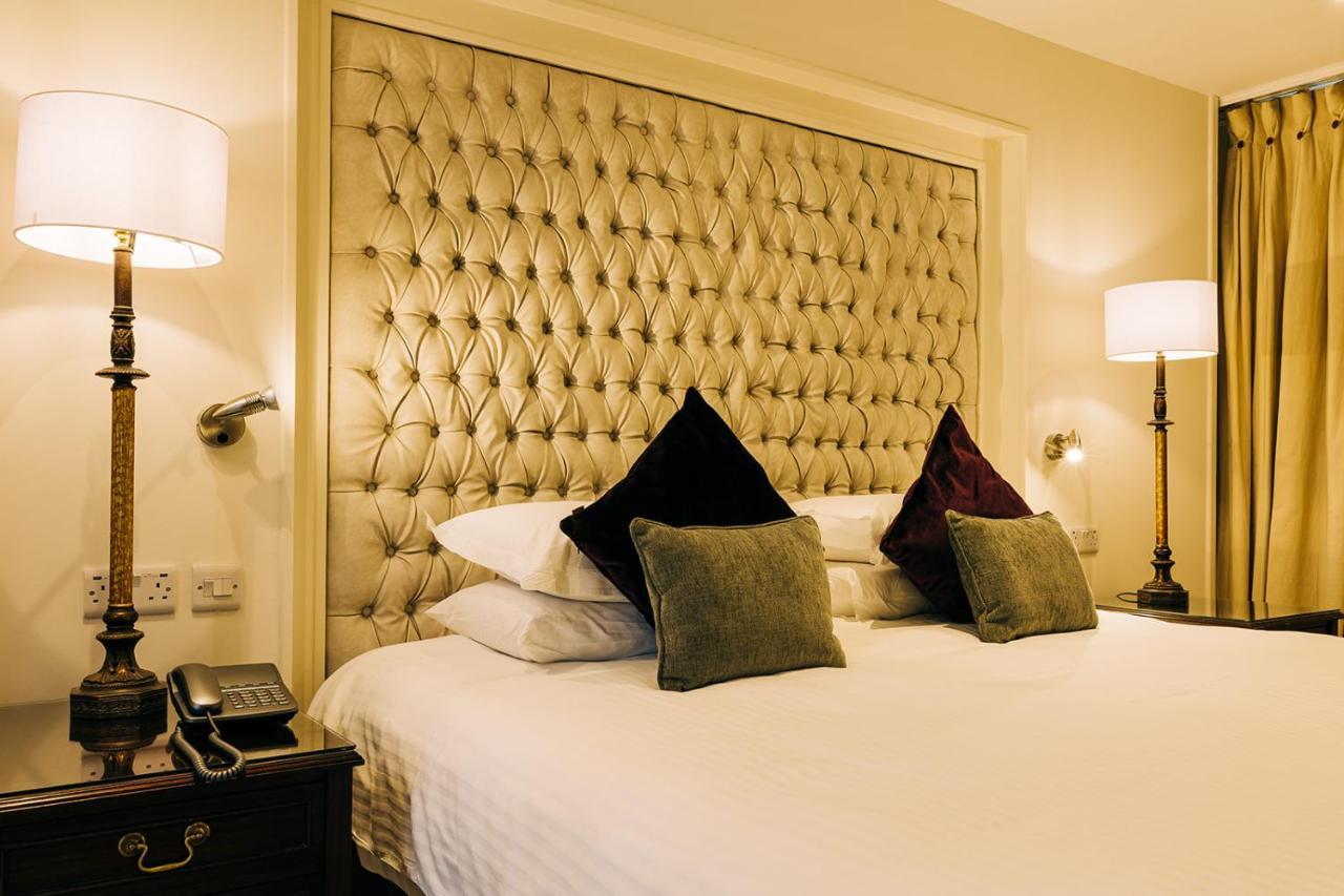 The Keadeen Hotel Newbridge  Ngoại thất bức ảnh