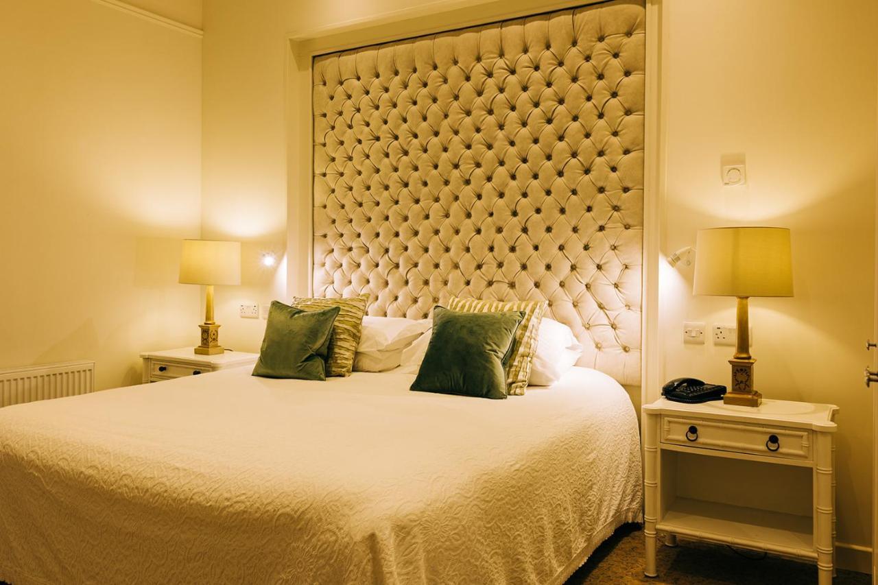 The Keadeen Hotel Newbridge  Ngoại thất bức ảnh