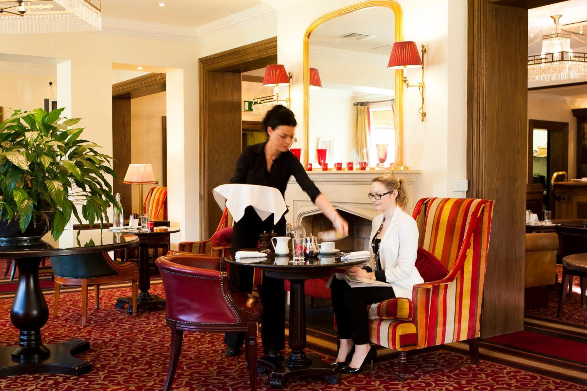 The Keadeen Hotel Newbridge  Ngoại thất bức ảnh